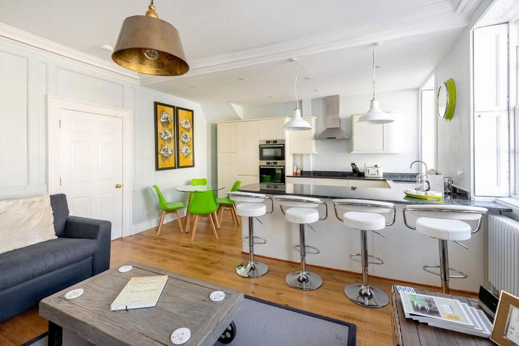 Beautiful Apartment, Incredible Central Location Бат Екстер'єр фото