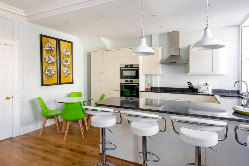 Beautiful Apartment, Incredible Central Location Бат Екстер'єр фото