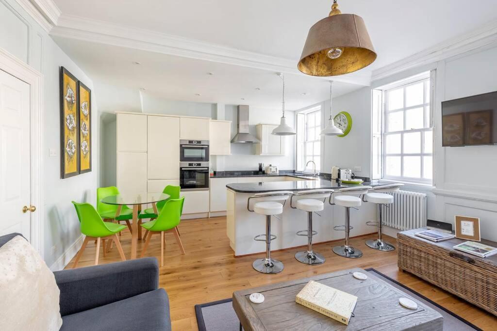 Beautiful Apartment, Incredible Central Location Бат Екстер'єр фото